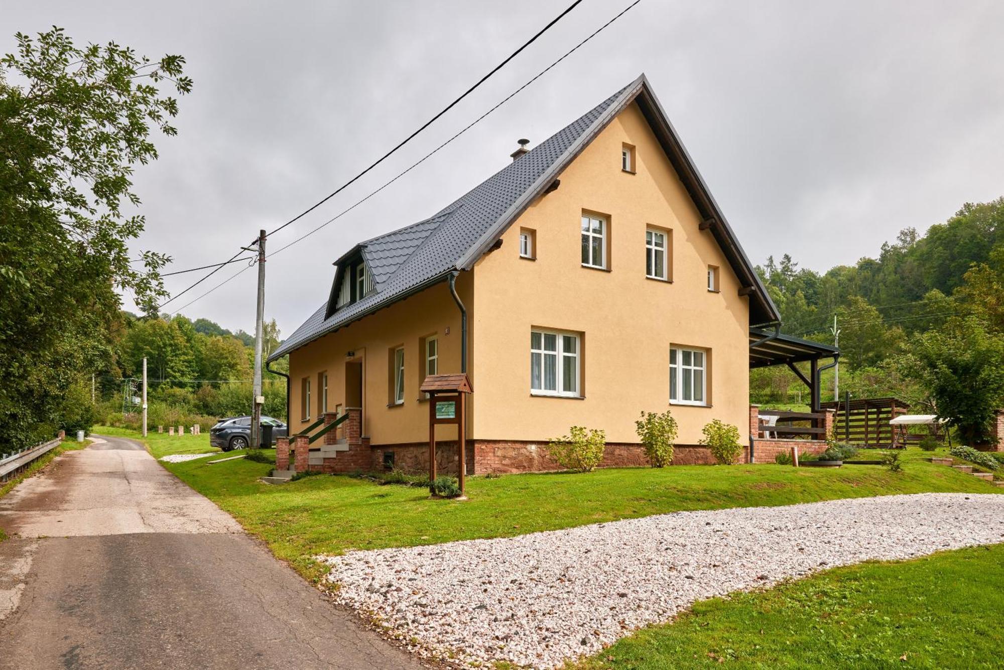 Apartmany Rudnik Bolkov Luaran gambar